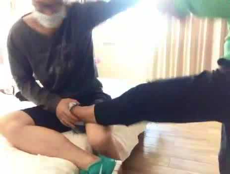 HLSM0086【活力诗蔓】女大学生新百伦尽情折磨男生下体.mp4_snapshot_16.46_[2025.03.2.jpg