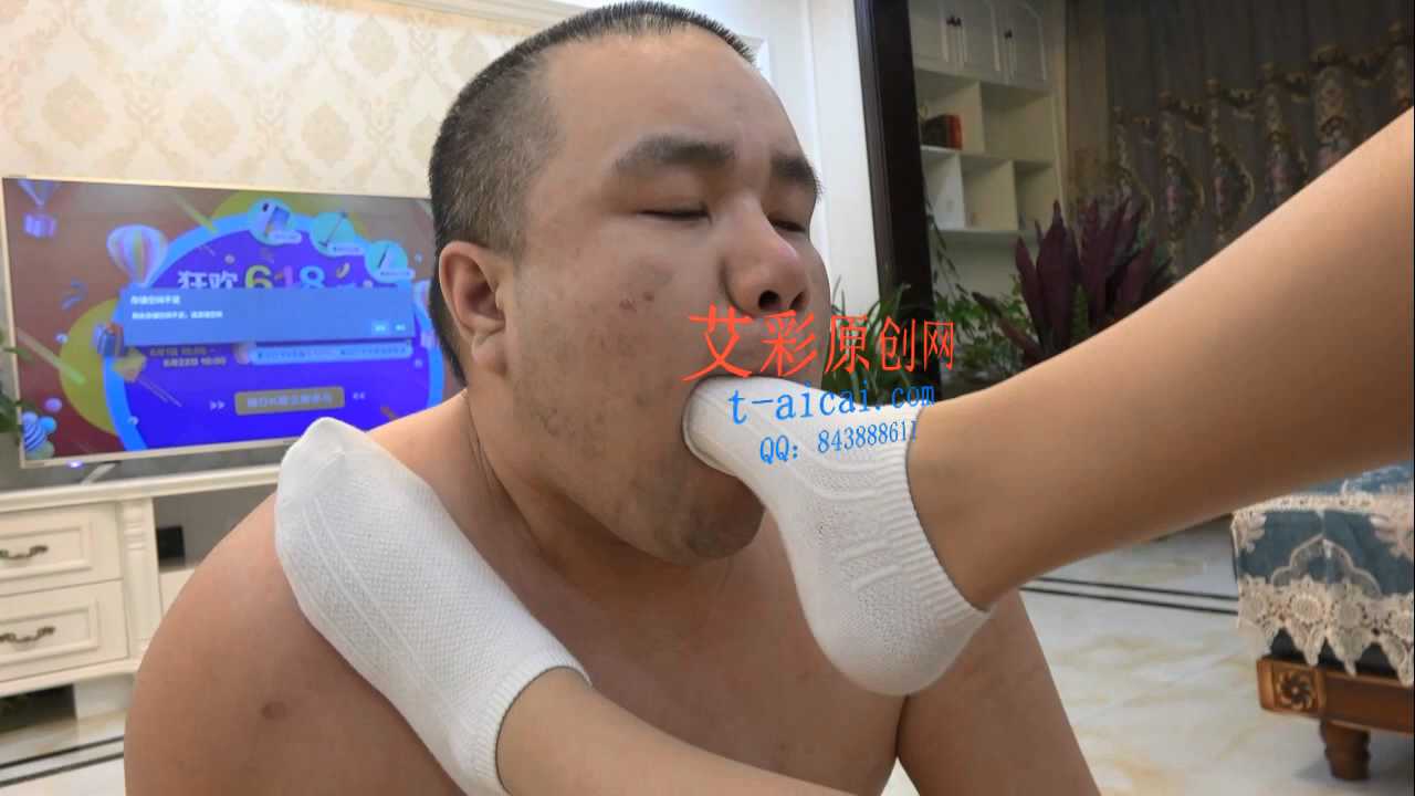LRYC0122【冷柔】冷柔脏鞋底羞辱 暴力宣泄发泄调教.mp4_snapshot_18.51_[2025.03.22_1.jpg