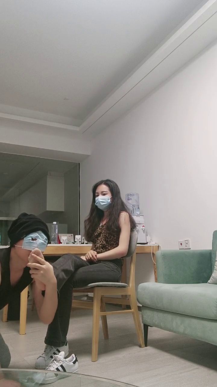 YYS0029 御妍S_zu 裤里丝原味臭脚虐狗[00-00-12][20260922-082233815].jpg