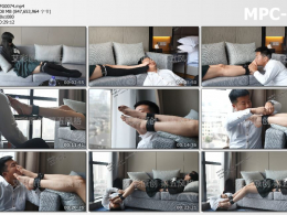 第5风格_束缚小敏舔白嫩脚